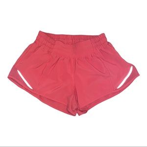 Lululemon Hotty Hot Shorts Pink size 2; 2.5”